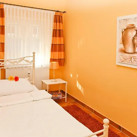 Duenenschloss - 02-04 * Ostseebad Kühlungsborn